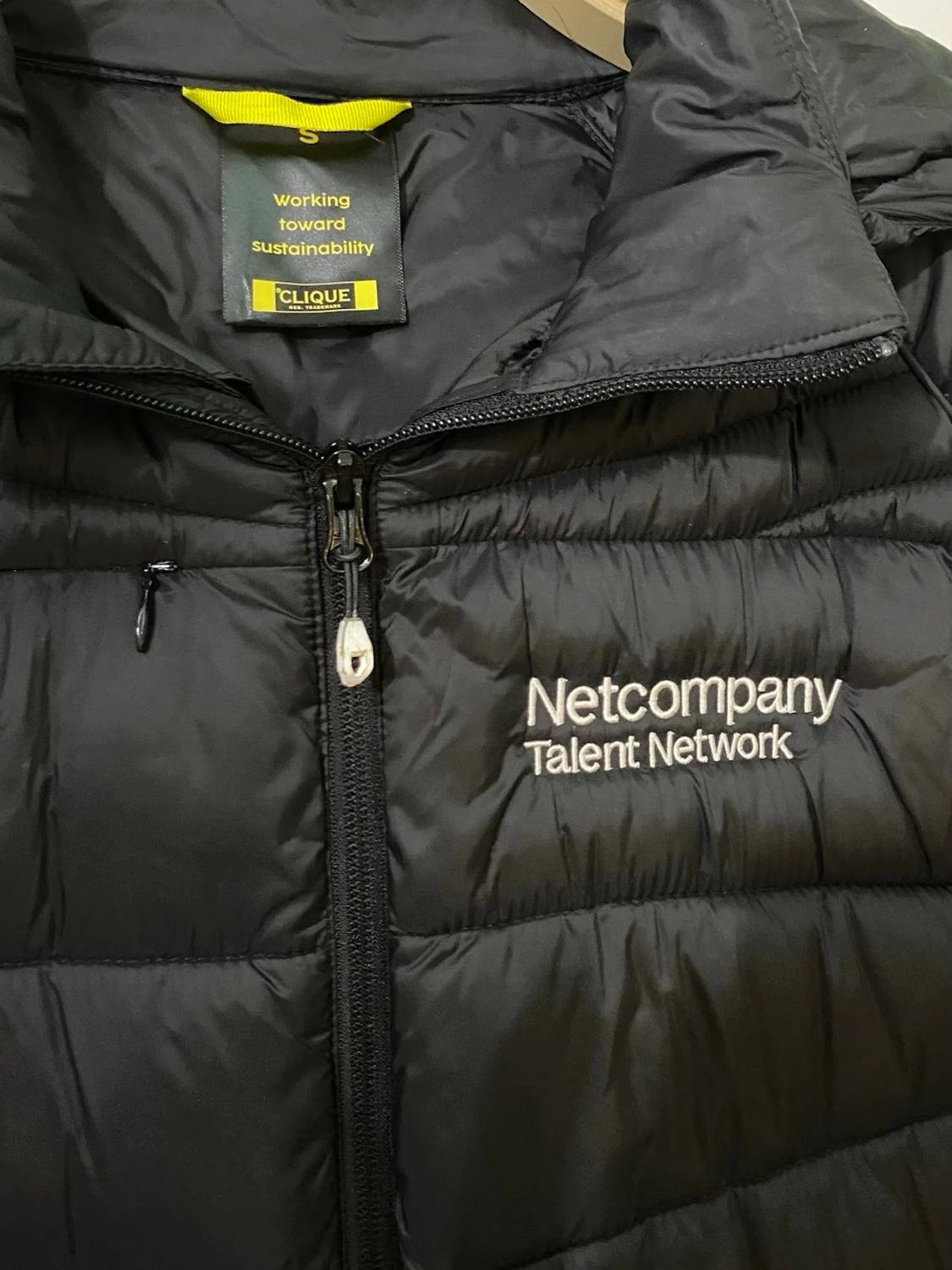 Svart pufferjacka Netcompany - 2