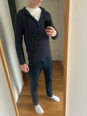 stickad pier one hoodie - Storlek S, passar mig som är 184 cm 70kg 