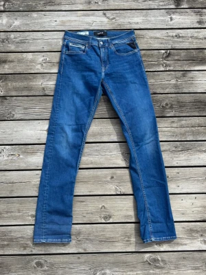Blå Replay Grover jeans  - Blå Replay Grover jeans | Storlek: 30/32 | Mycket brs skick! | Ställ gärna frågor 🫱🏻‍🫲🏼