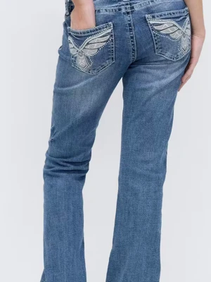 Blå bootcut jeans med broderade fickor - Bootcut jeans i ljusblå denim med snygga broderier och detaljer på bakfickorna. Klassisk femficksmodell med slitningar och lätt tvättad look. Perfekt för dig som gillar en avslappnad och trendig stil.har använt 3 gånger eller 5 