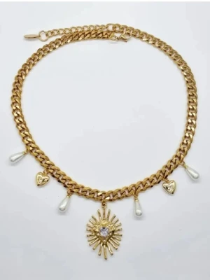 18K guldpläterat halsband med pärlor och hjärta  - Material-18K guldpläterat rostfritt stål 304 och Zirconia kristall. Kedjetjocklek-7mm. Högkvalitativt #14+