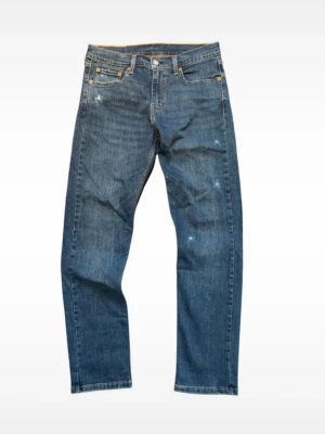 Levis 502 Jeans - Tja! Säljer ett par otroligt snygga Levis 502. Modell: 502 - Regular Taper, Storlek W30 L32. Hör av dig om du har någon fundering!
