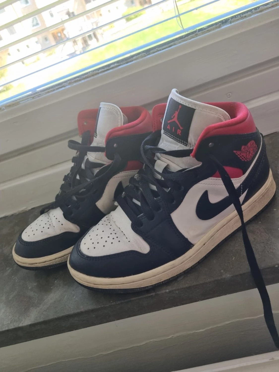 Air Jordan 1 svart/vit/röd - 1