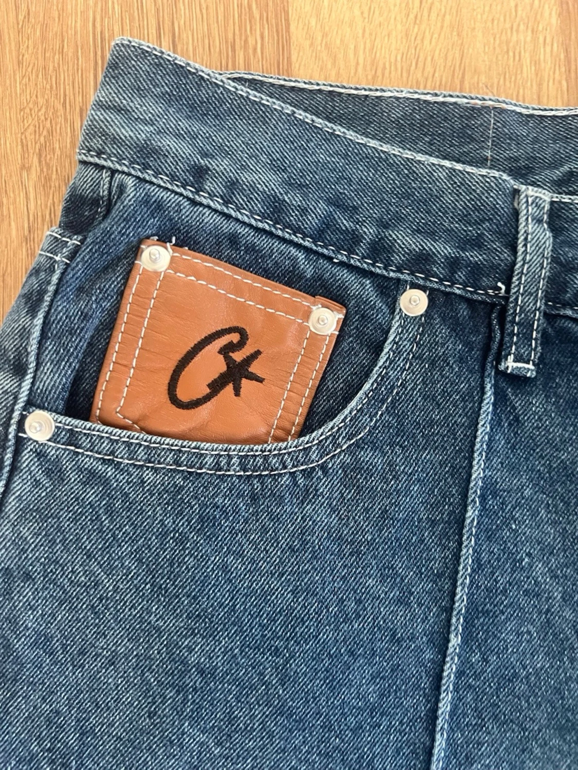 Blå denimshorts från Corteiz  - 1