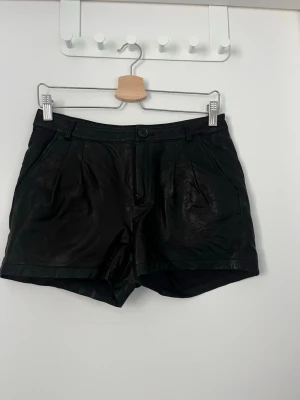 skinn shorts - super coola shorts🩷🩷