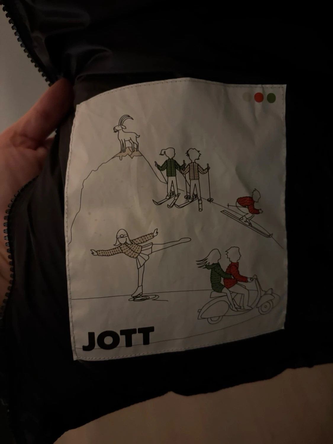 Svart dunjacka från Jott, HELT NY - 3