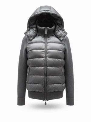 CEVIOR CARDIGAN - Torino Cardigan.  2-in-1 design med avtagbar luva. Tillverkad i en noggrant utvald ullblandning för värme, struktur och hållbarhet. Levereras med tags och påse, helt ny.   Besök vår hemsida för mer information. 