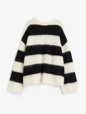 Randig mohair stickad tröja - Slutsåld mohair tröja från hm premium💕storlek M