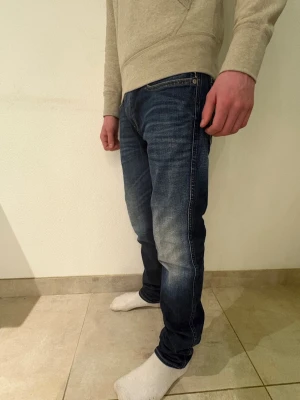 Replay Jeans  - Hej! Säljer ett par Replay Anbass jeans| storlek W31 L32| skick 9/10 | hör av er vid frågor! 