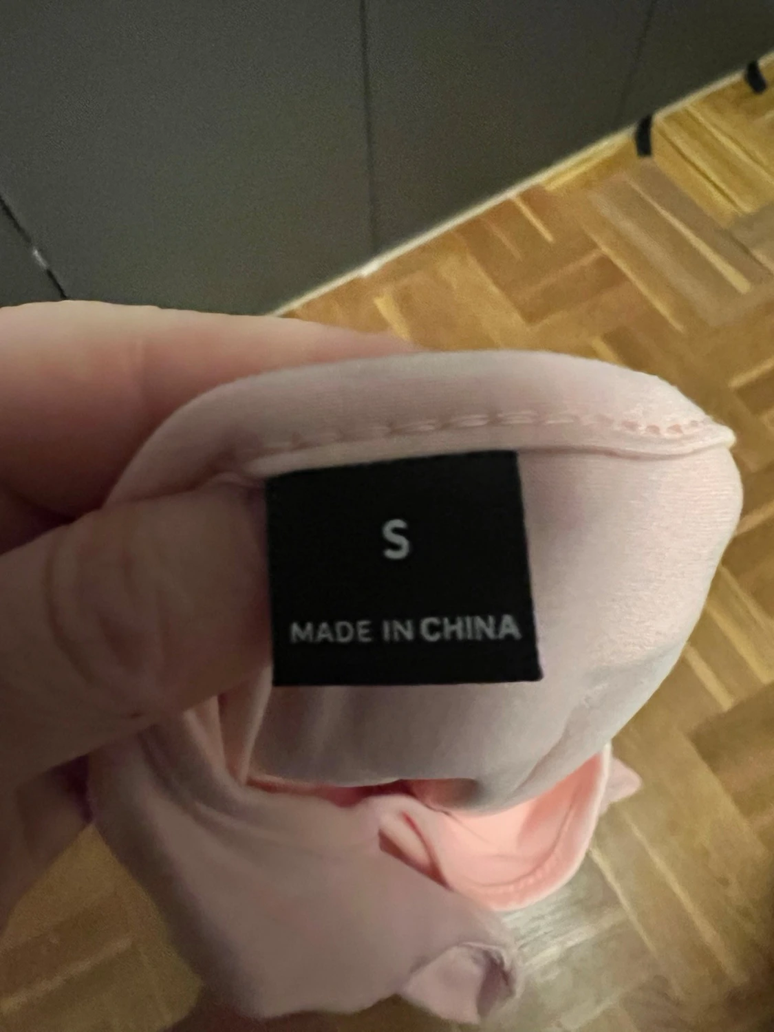 Ljusrosa långklänning med drapering - 2