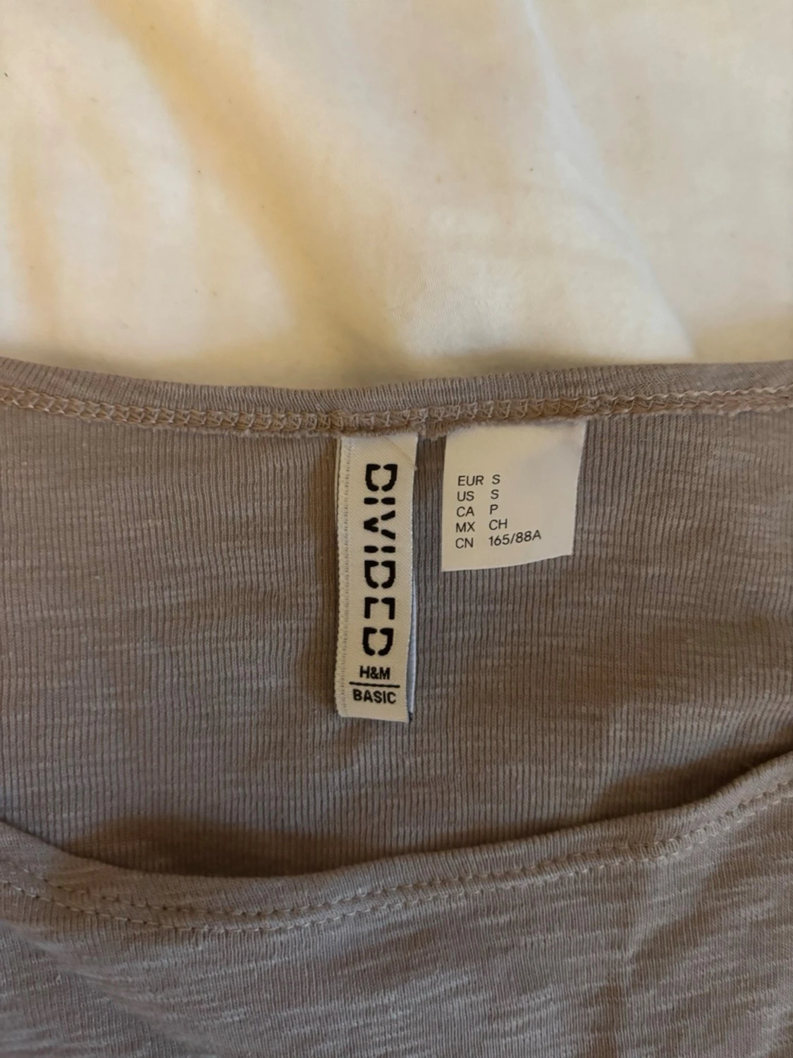 Beige croppad långärmad topp - 2