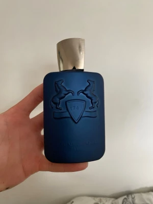 Parfums de Marly Layton EDP - Hej, säljer nu en PDM Layton som är originalt 125ml men 90ml återstår, självklart äkta 