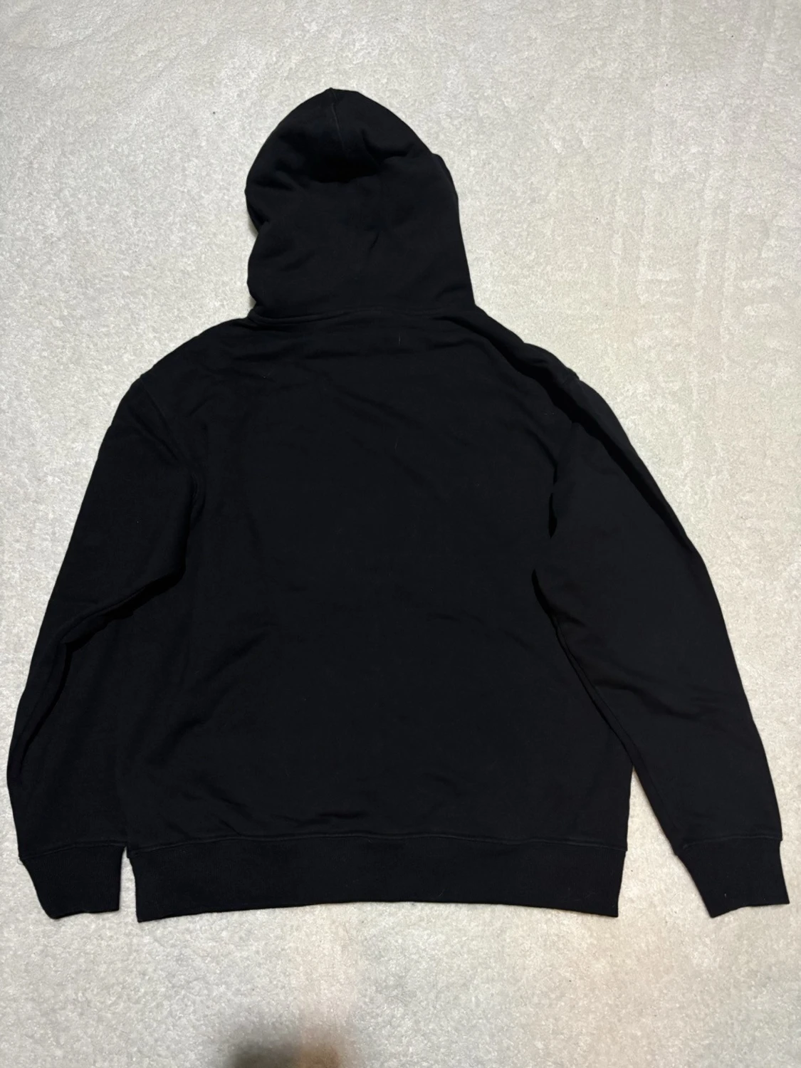 Svart hoodie från Lacoste - 1