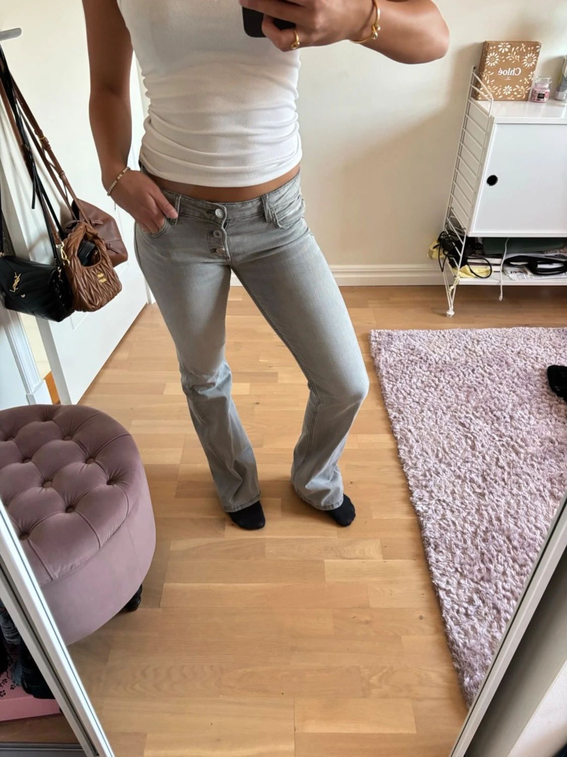 Grå bootcut jeans