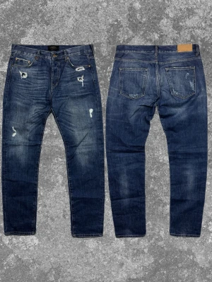 Trendiga jeans  - Super snygga i mycket bra skick! Mått: A:44 B:76 C:26 D:22 E:17 (cm) Skriv vid fundering ✌️
