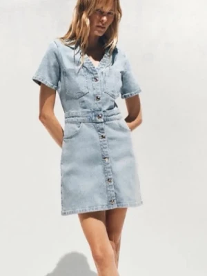 SÖKER!! Mini denim dress -Zara - Skriv till mig om du säljer denna i storlek S/M i bra skick❤️🙏🏼 diskutera pris priv