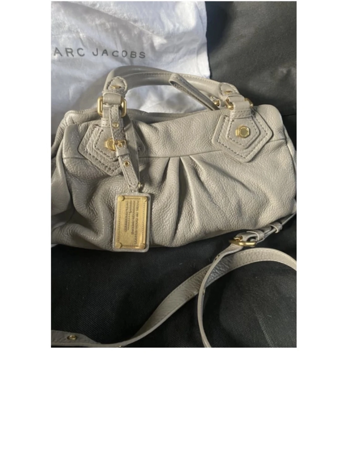 Grå handväska från Marc Jacobs