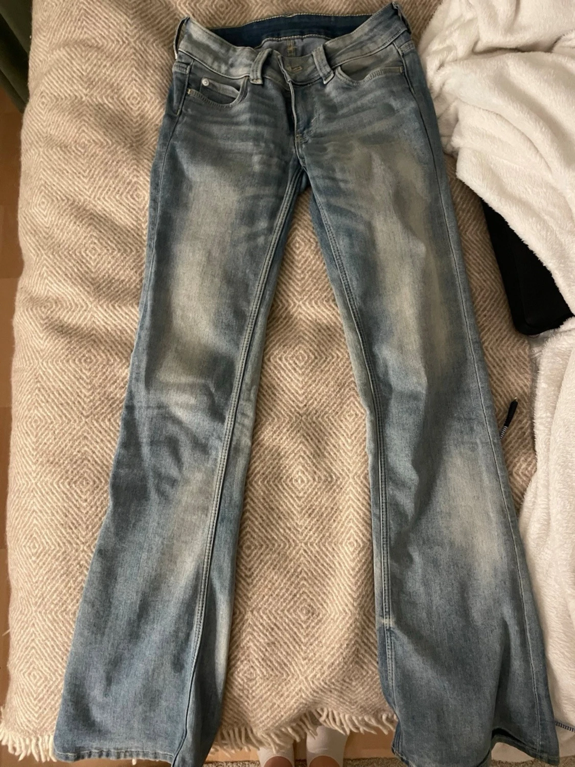 Ljusblå bootcut jeans med låg midja - 2