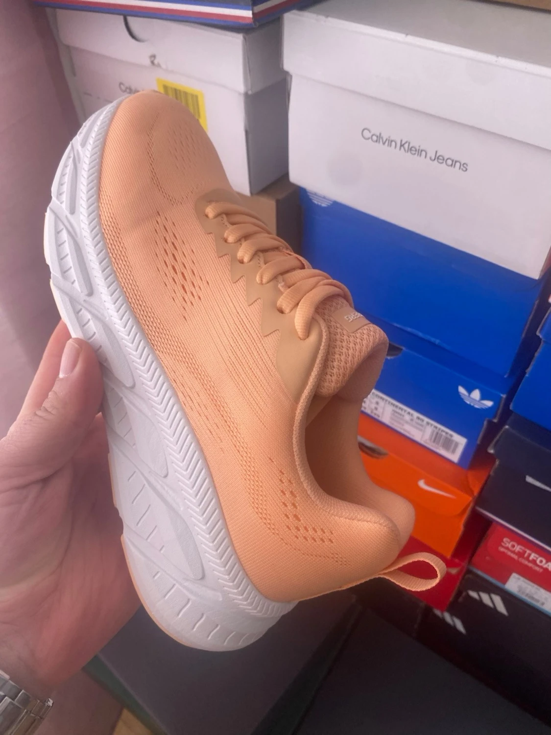 Persikofärgade sneakers stormberg - 3