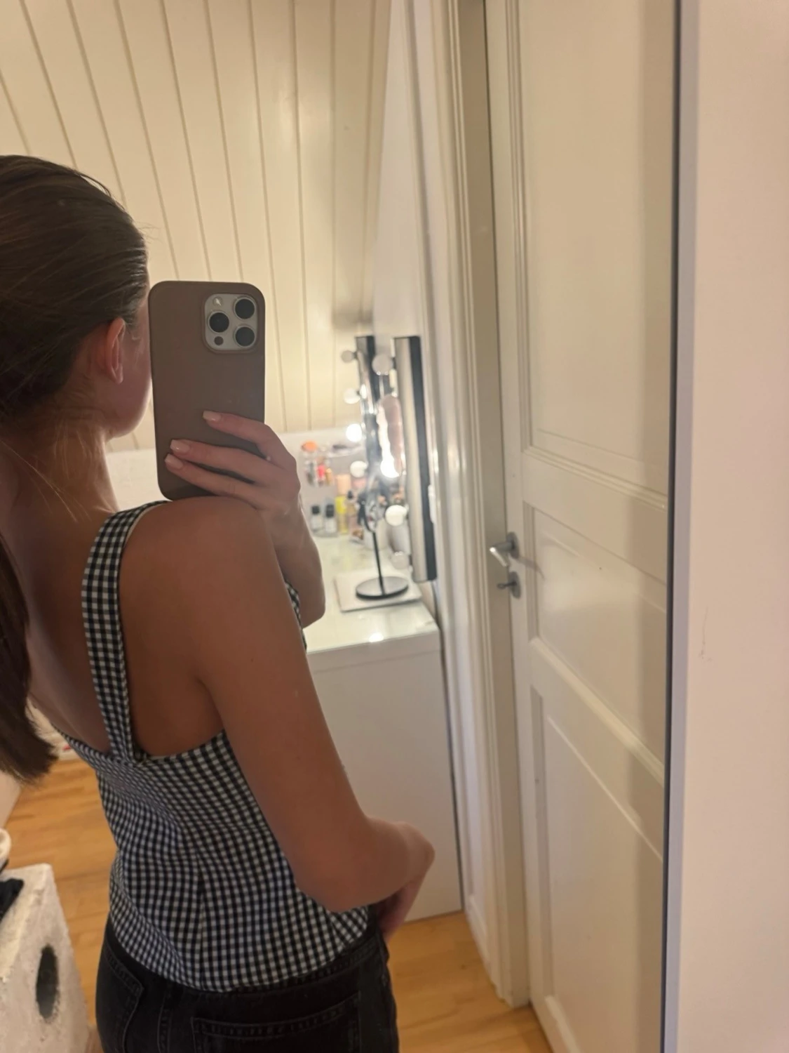 Rutig korsettopp med snörning - 1