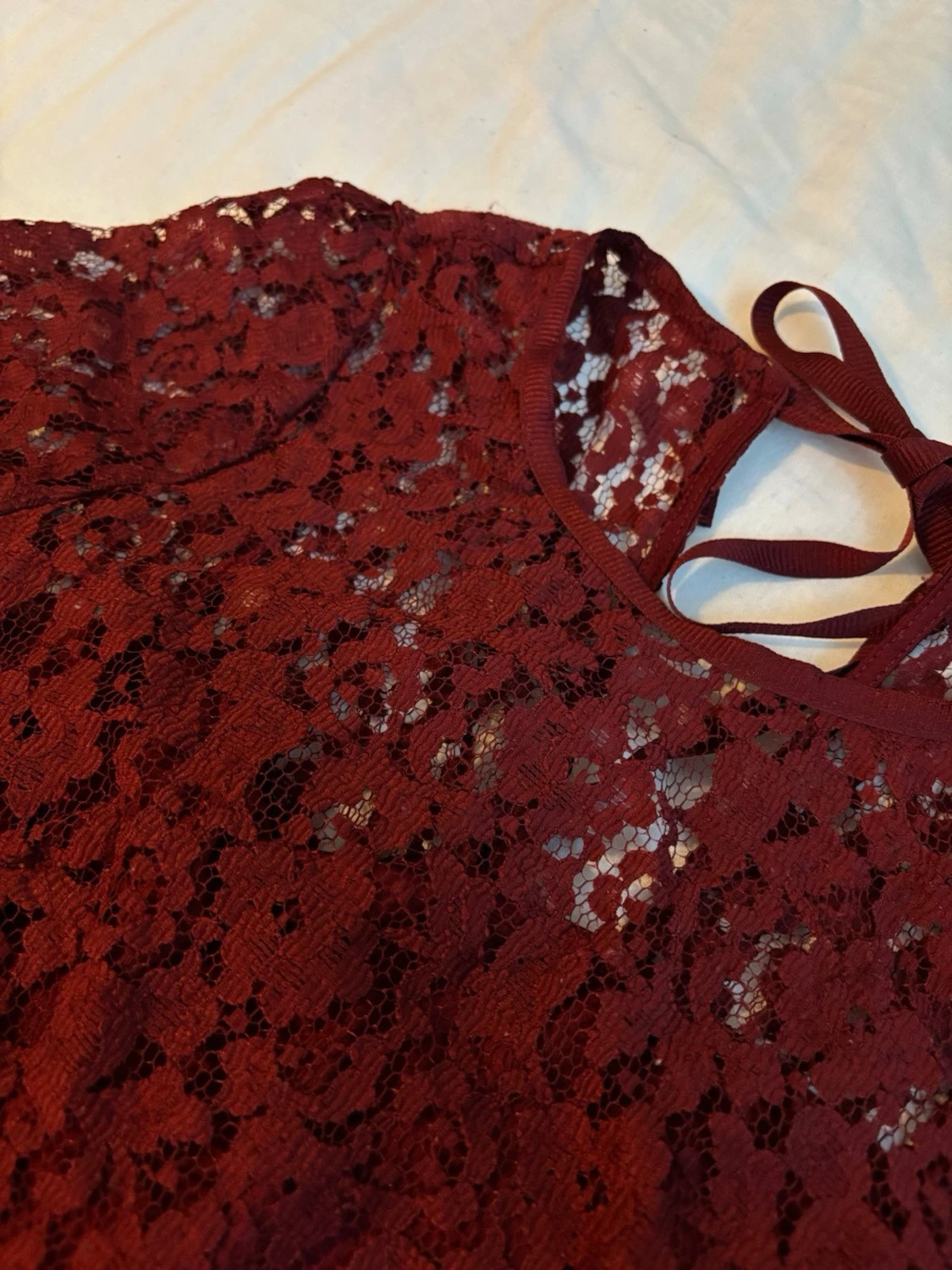 Vinröd spetsblus - 3