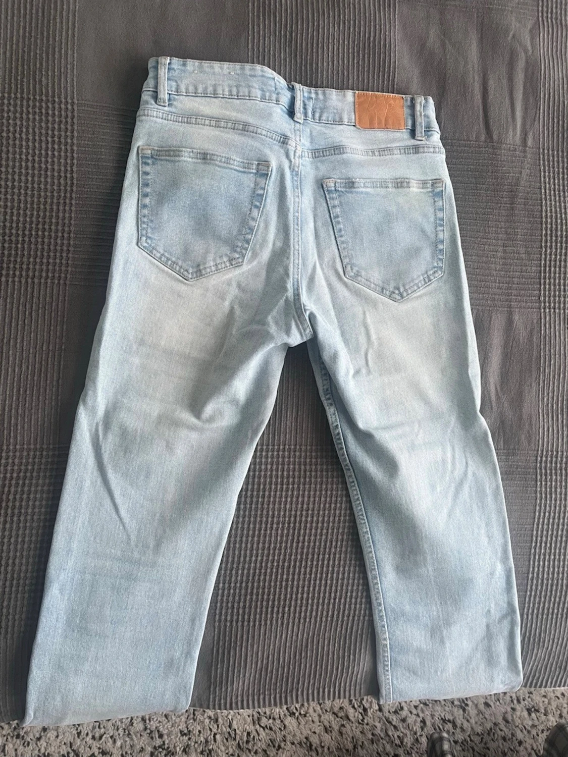 Pull & Bear flared jeans - 1