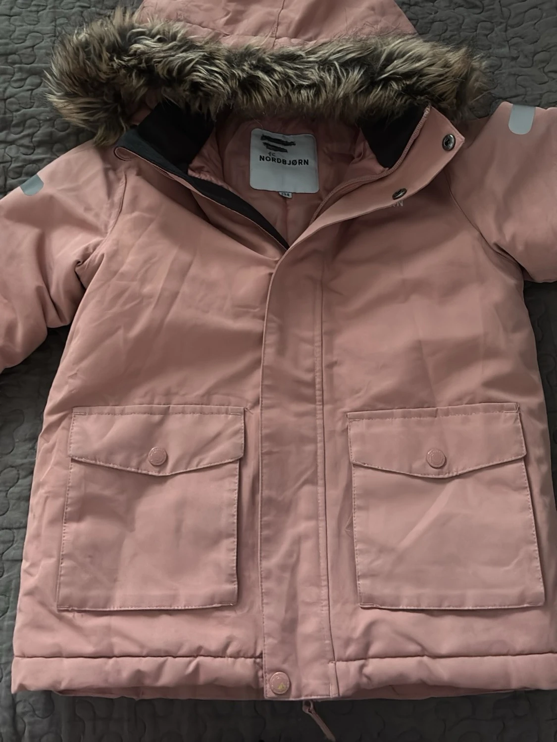 Barnjacka Rosa parkasjacka från Nordbjørn