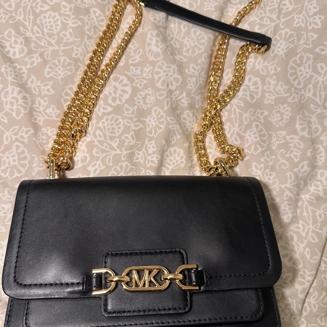 Svart axelväska från Michael Michael Kors - 2