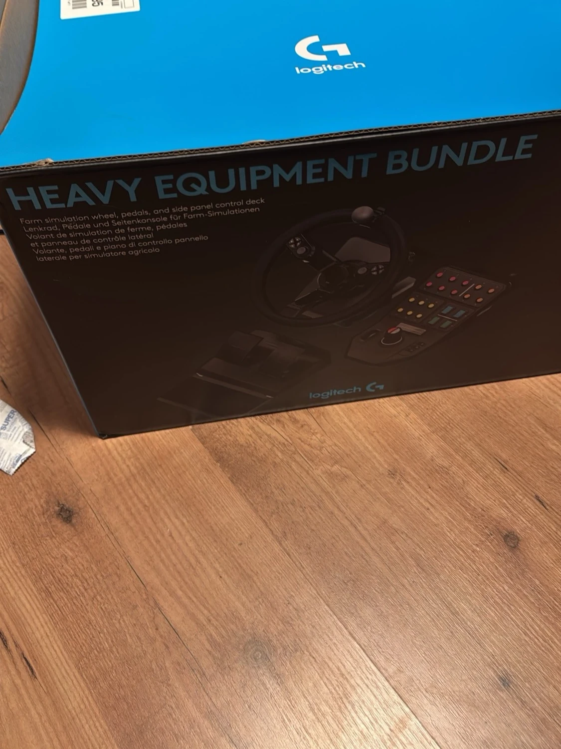 Logitech ratt och kontrollpanel - 3