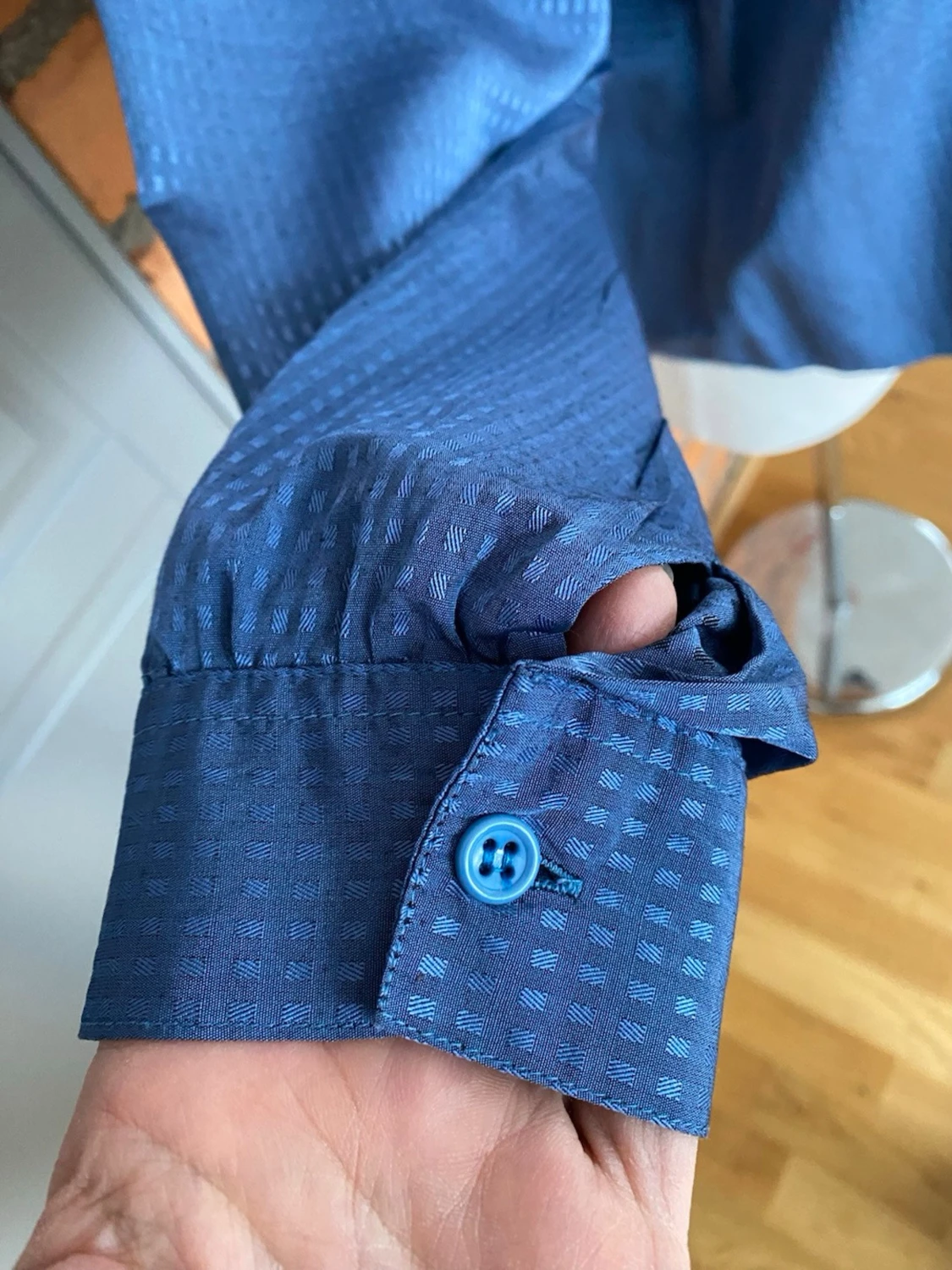 Blå asymmetrisk blus med knappar strl 44 - 3