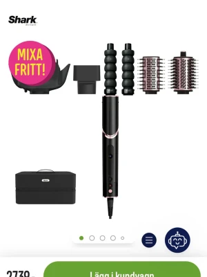 Shark FlexStyle stylingverktyg set - Shark FlexStyle stylingkit med flera tillbehör för hårstyling. Setet är svart med roséguldsdetaljer och innehåller locktänger, borstar, fönmunstycke och en praktisk förvaringsväska i hård plast. Perfekt för att skapa olika frisyrer och looks. Som ny, endast använd två gånger och i väldigt fint skick. Alla tillbehör + förvaringsväska finns och är hela. 