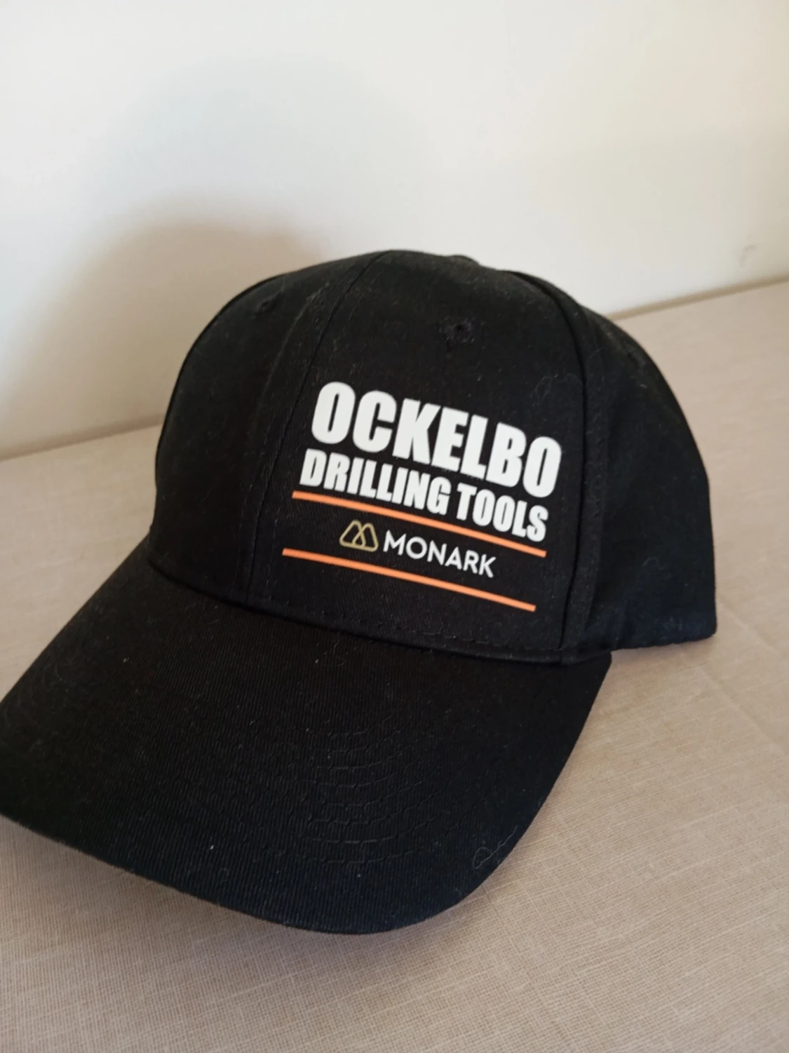 Svart keps Ockelbo Monark