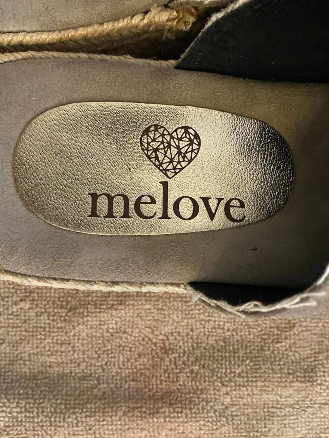 Beige platåsandaler från Melove - 6