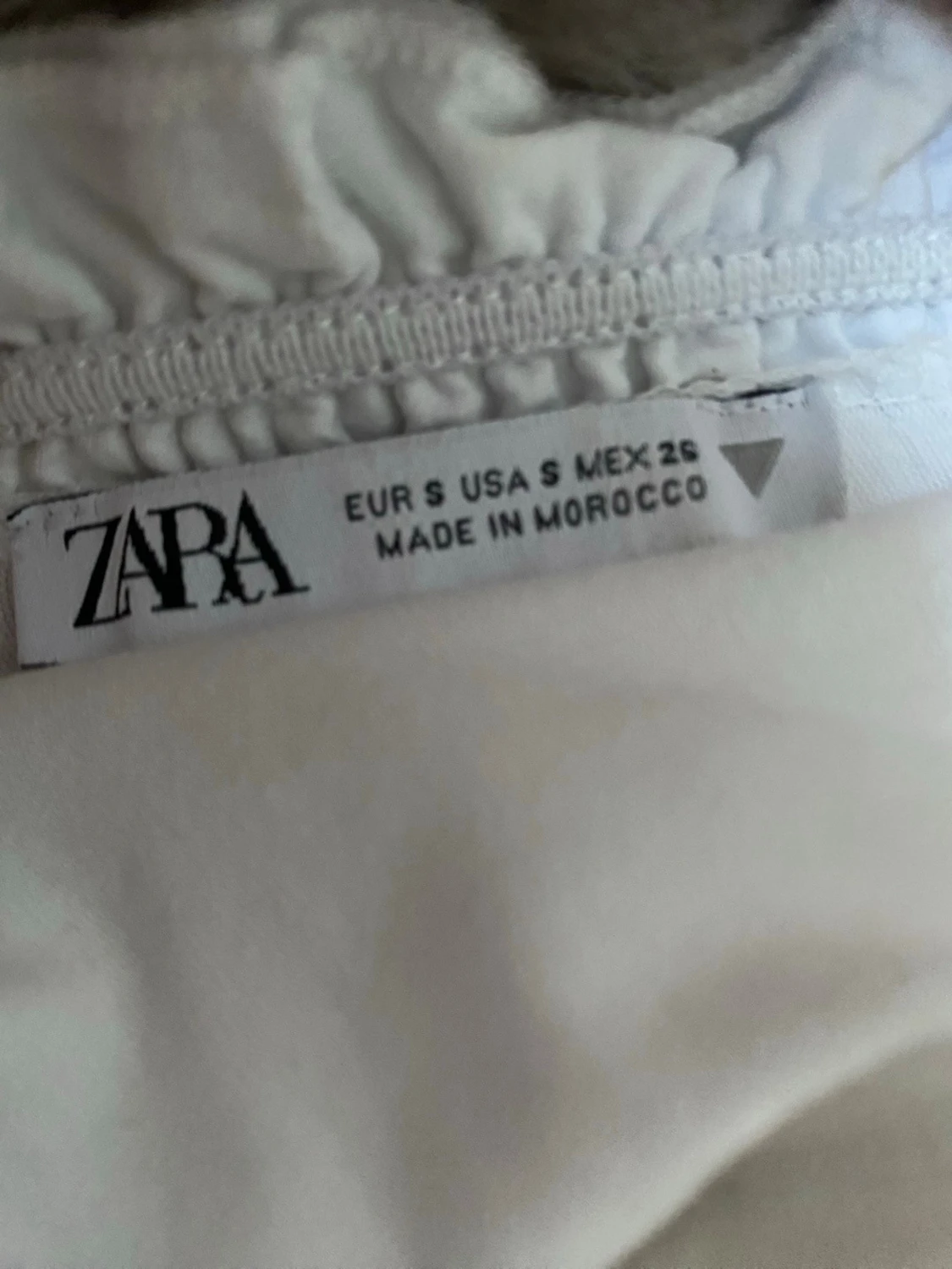 trendig volangbody - zara  - 1