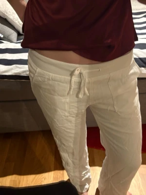 Linnebyxor - Low waist linmebyxor. Storlek XS/S ungräfär