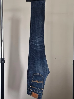 Nudie Jeans Tube Tom - Skick 9/10 / Använda ett fåtal gånger och har inga defekter / Storlek W28 L32 / Pris diskuterbart / Hör av dig vid frågor!
