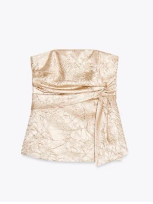 Zara topp - Jätte fin rosa aktig topp från zara! Inte mina bilder!!! Helt ny och prislappen sitter kvar