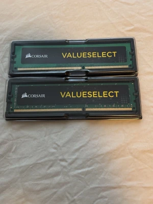 Corsair DDR3 2x4 CMV4GX3M1A1600C11 - 8GB (2x4) DDR3 1600MHZ CL11. 