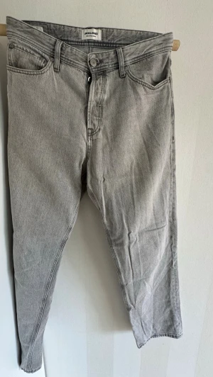 Jack & Jones   - Baggy jeans från Jack & Jones. 