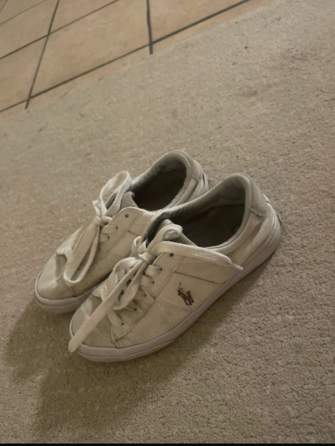 Vita låga sneakers från Polo Ralph Lauren