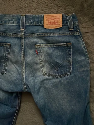 506 Original jeans från Levi's - Jag säljer mina sjukt snygga blå jeans från Levis | Skicket är 9/10 | Tycker själv att dom är riktigt snygga, men jag säljer dom för att dom inte passar mig | 🙌😁