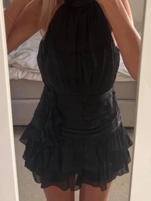 Klänning  - Helt ny jättefin klänning från Meet me there, storlek S/M🤍Är slutsåld på hemsidan och kostar igentligen 600kr 