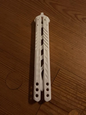 Practice butterfly knife (not a real knife) - 3d printer practice butterfly knife. 