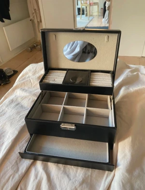 Smyckeskrin - Smyckeskrin 