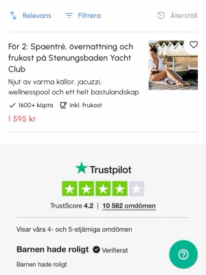 Spaentré och övernattning för två - Hejsan säljer detta då jag inte kan utnyttja detta pga flytt. Denna köptes via lets deal och gäller till 31 mars 2026. Jag har koden till detta.Upplevelse för två personer med spaentré, övernattning och frukost på Stenungsbaden Yacht Club. Inkluderar tillgång till varma källor, jacuzzi, wellnesspool och bastulandskap. Perfekt för en avkopplande getaway vid havet. 