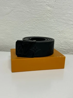 Lv Bälte  - Helt nytt aldrig använd. Storlek 110. Snabb frakt. Endast bälte.