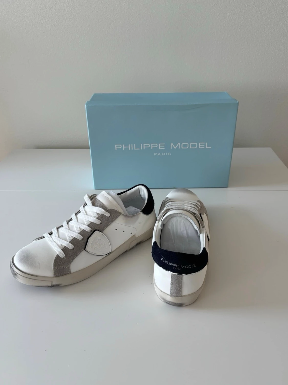 Philippe model  - 1