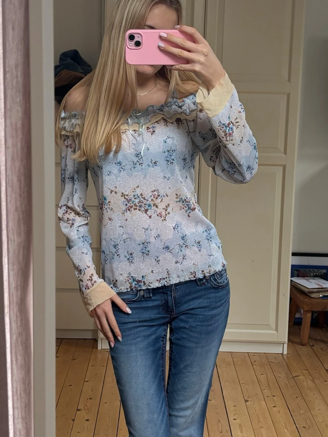 Offshoulder blus - 1