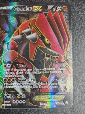 Pokémonkort Groudon EX Full Art 106/108 - Säljer en Groudon EX 106/108 i fint skick. Skickas väl emballerat. Hör gärna av er vid fler frågor skicka prisförslag inga skambud 100% Äkta kort