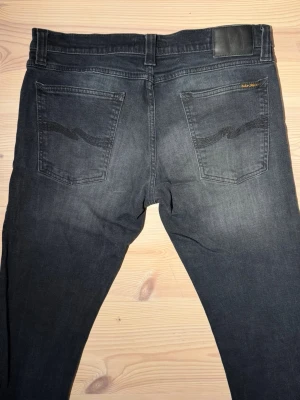 Nudie jeans - Nudie jeans (Tight long john) | Storlek: W32 L32 | Skick: 9/10 | Hör gärna av er vid frågor och funderingar! Pris går att diskutera vid smidig affär🤗